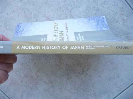 A modern history of Japan van Andrew Gordon 3de editie. - 6
