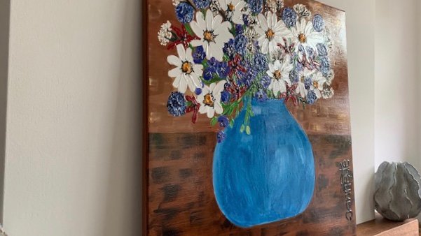 Blauwe vaas met bloemen “ kunst” - Afbeelding 6