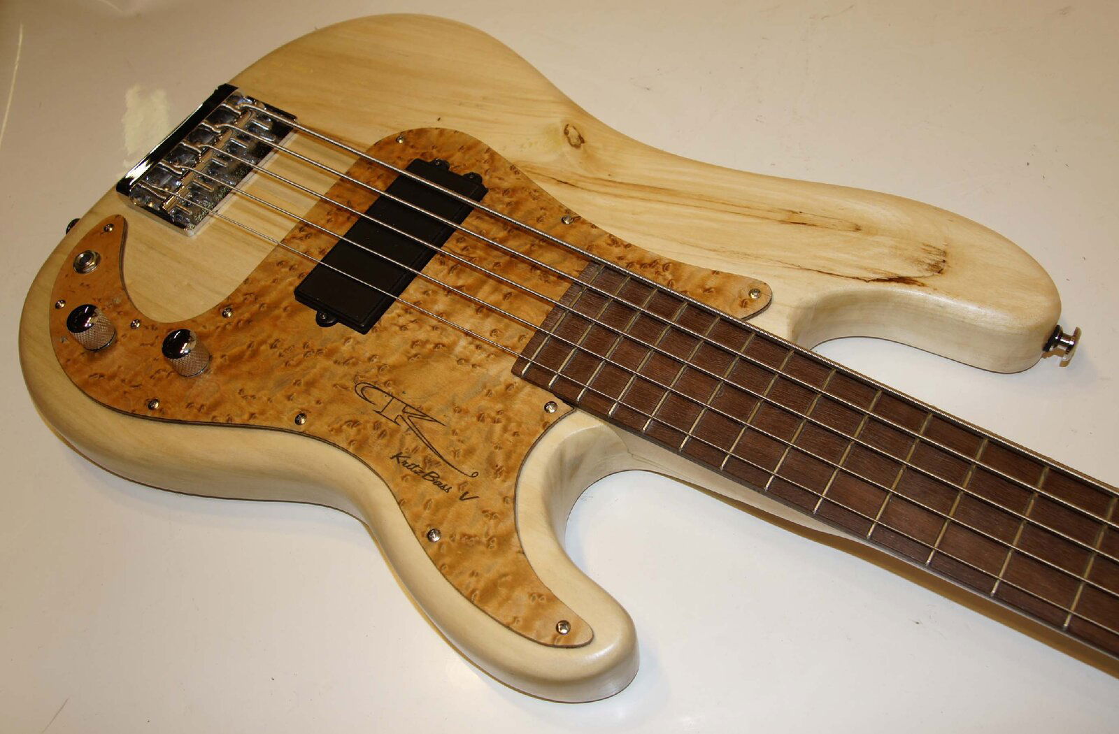 Kritz Vintech 5-string P-bass - Afbeelding 2