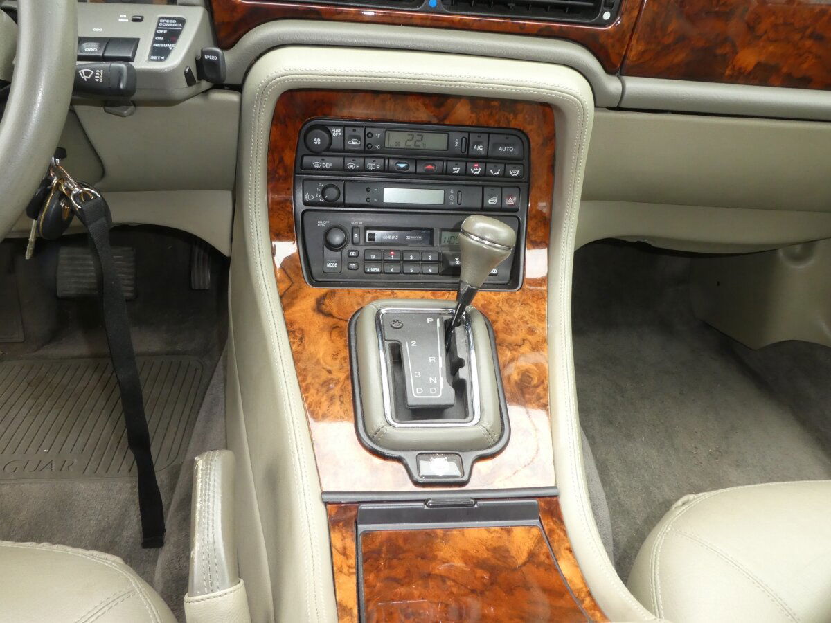 Jaguar 1 Eigenaar 96000Km - Afbeelding 8