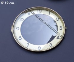 Pendule deur / wijzerplaat = bol glas =43038