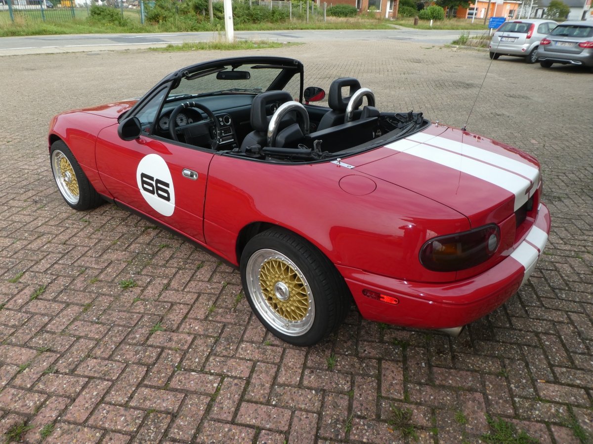 Mazda MX5 Cabrio Oldtimer - Afbeelding 3