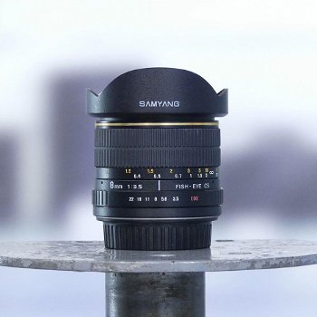 Samyang 8mm 3.5 Fisheye CS (Canon EF-S) 8 nr. 2804 - 0