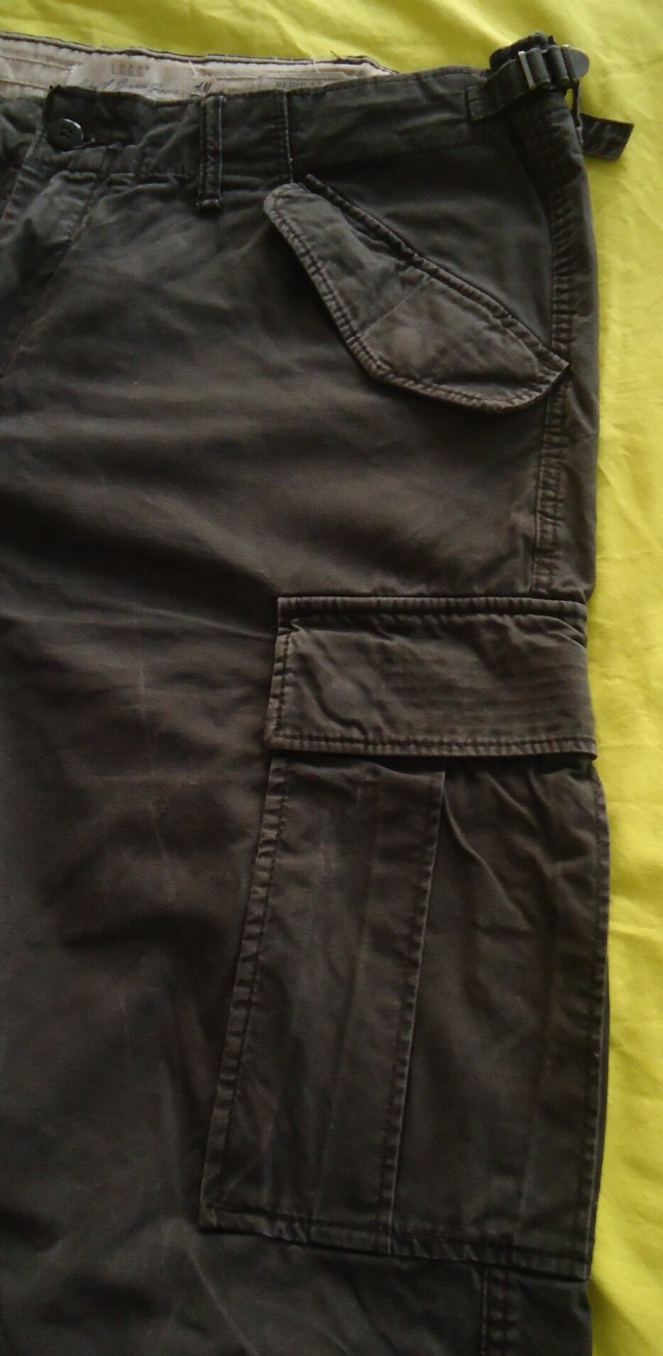 Te koop een grijze utilitybroek van H&M (maat: 36). - Afbeelding 6