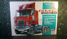 GMC Astro 95 1:25 AMT