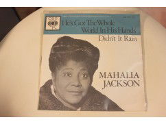 119w - mahalia jackson --a-- he s got the whole world in his hands--b--didn t it rain - nr. 1
