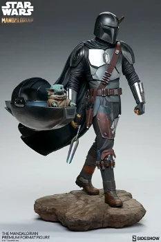 HOT DEAL Sideshow The Mandalorian Premium Format - 0