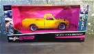 Datsun 620 pick up 1973 geel 1:24 Maisto - 3 - Thumbnail