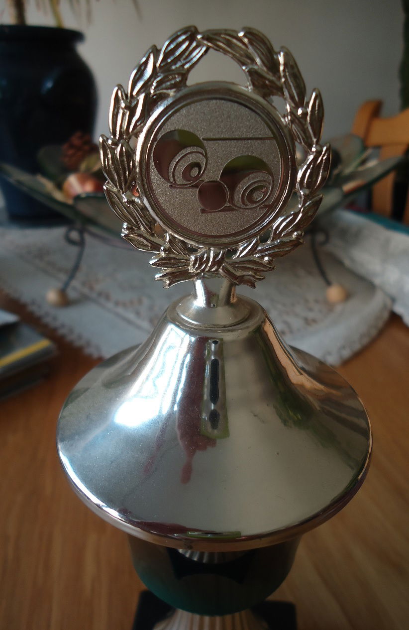 Te koop prijzenbeker van Sportprijzen Tiel (hoogte: 21,5 cm) - Afbeelding 2