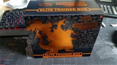 LEGE elite trainer box Champion's Path