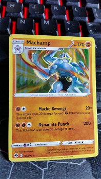 Machamp 026/073 Holo Rare Champion's Path - 0