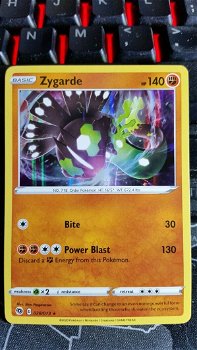 Zygarde 028/073 Holo Rare Champion's Path - 0