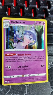  Hatterene  020/073  Holo Rare Champion's Path