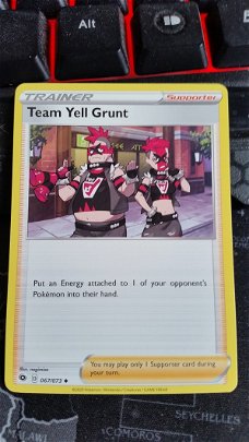 Team Yell Grunt  067/073 Uncommon Champion's Path 