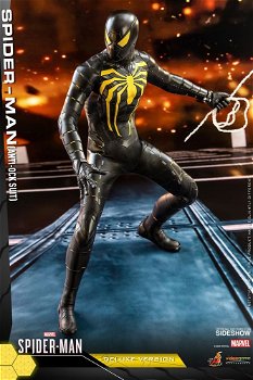 Hot Toys Spider-Man Anti-Ock Suit DX VGM45 - 3