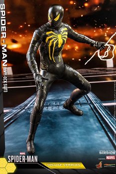 Hot Toys Spider-Man Anti-Ock Suit DX VGM45 - 4