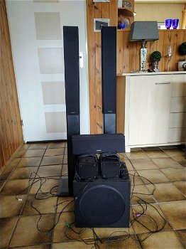 philips surround 5.1 systeem. - 2