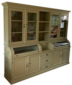 Buffetkast rietgroen Bastiaan bolle kleppen 260 x 210cm