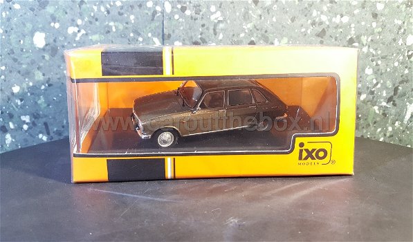 Renault 16 1969 bruin 1:43 Ixo - 3