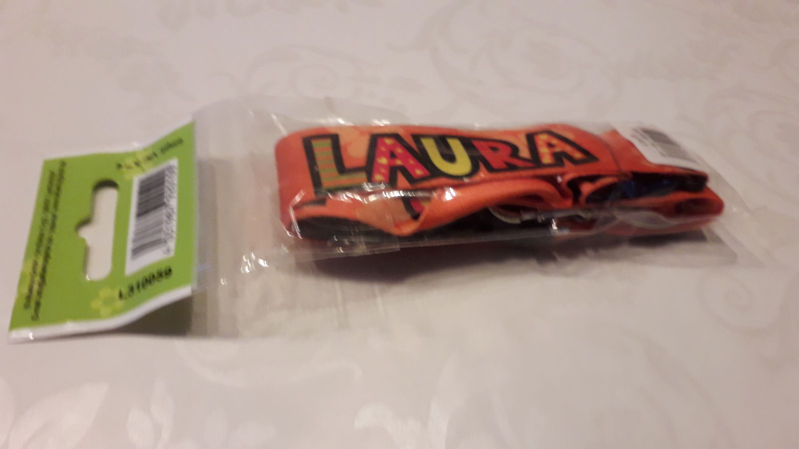 Keycord met de naam LAURA - nr. 1