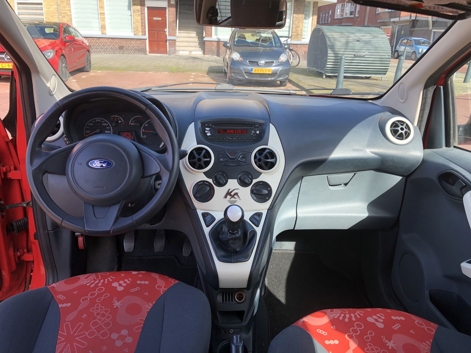 Ford Ka 1.2 TITANIUM 92DKM BJ 2009 ( APK: 06/10/2021 ) - Afbeelding 4