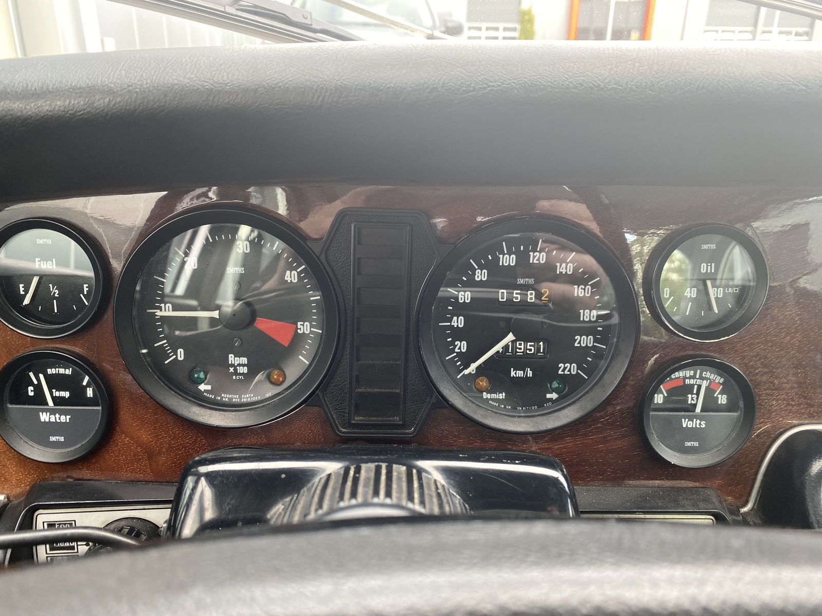 Daimler Sovereign 4.2 van 1978 Origineel Nederlands geleverd - Afbeelding 3