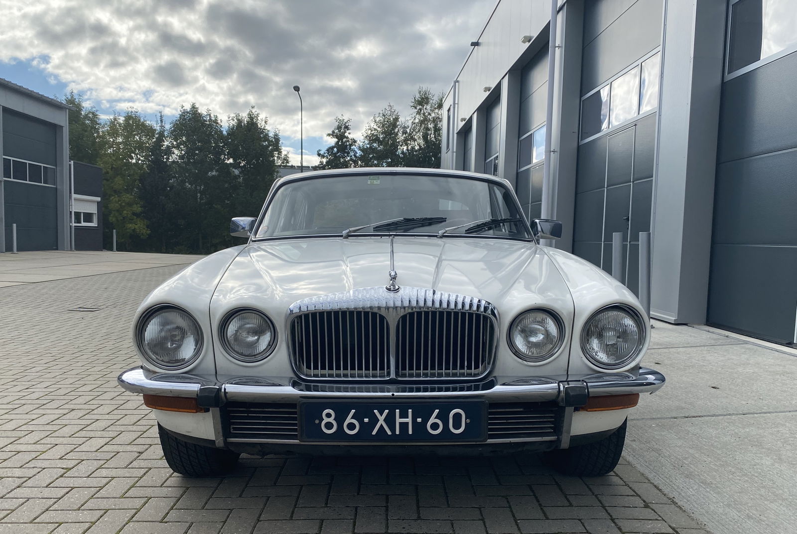 Daimler Sovereign 4.2 van 1978 Origineel Nederlands geleverd - Afbeelding 4