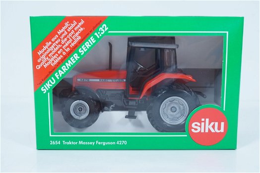 1:32 Siku 2654 Traktor Massey Ferguson 4270 orange - 0