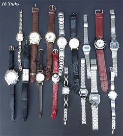 = 16 Horloges = zie omschrijving =43348
