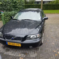 Volvo S60 2.4 edition 140PK Cruise Clima trekhaak 2001 zwart  nw apk gratis winterset 