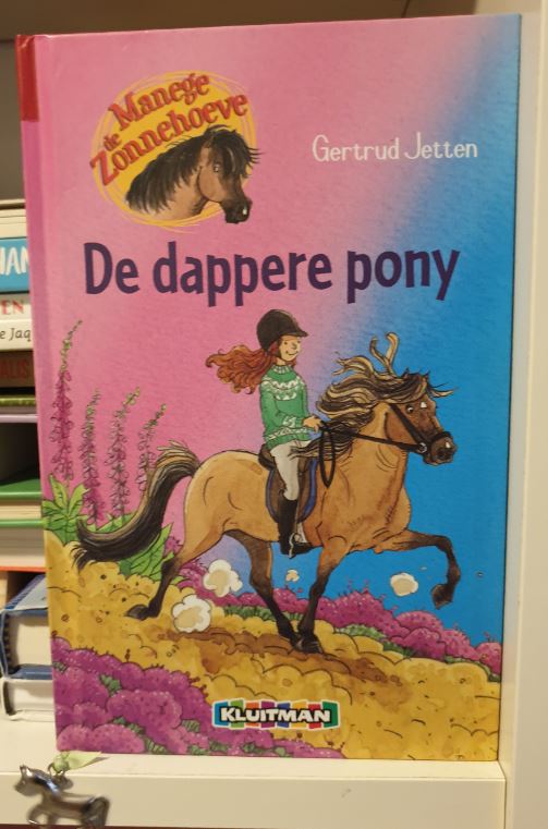 Manege de Zonnehoeve De dappere pony Gertrud Jetten - nr. 1