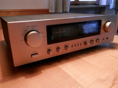 Accuphase E-250, high-end geïntegreerde versterker - 1