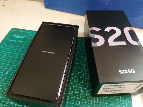 Samsung Galaxy s20 - 2