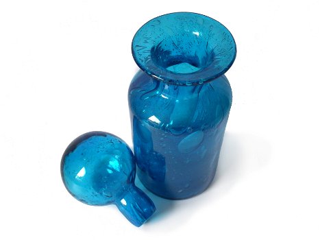 Mooie fles van blauw glas - 1