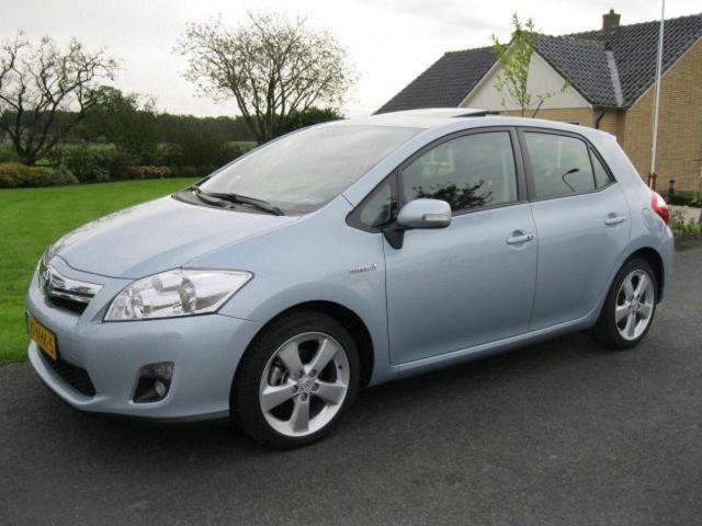 Toyota Auris 1.8 Full Hybride Dynamic - nr. 1