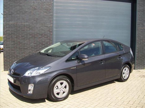 Toyota Prius 1.8 F.Hybrid - nr. 1