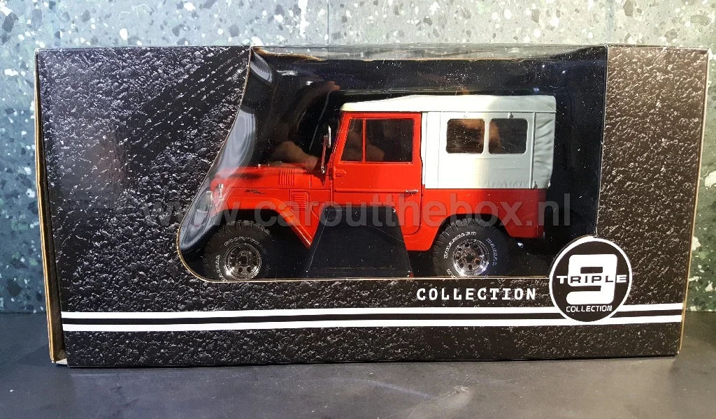 Toyota landcruiser BJ40 rood 1:18 Triple 9 - Afbeelding 4