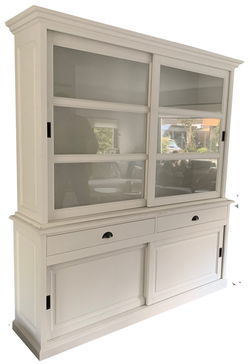 Buffetkast handpainted wit Ermelo 200 x 50/40 x 220cm