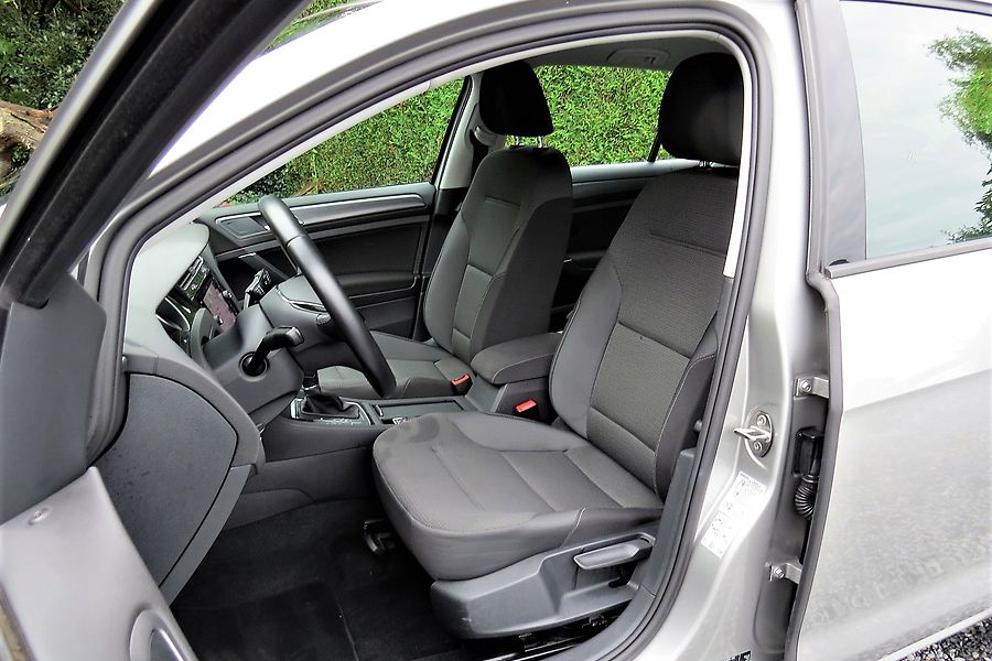 Volkswagen Golf 1.0i Trendline Automaat - 02 2018 - Afbeelding 6