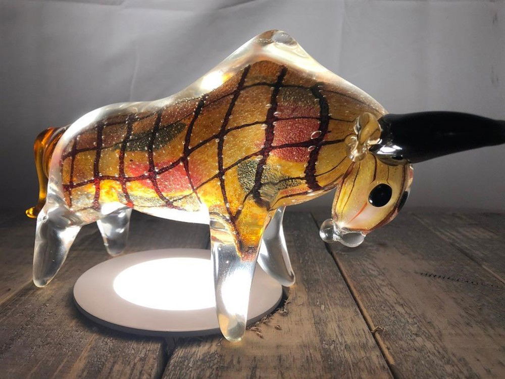 Mooi beeld van een stier van vol glas- in kleur-glas-stier - nr. 1