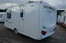 2015 Lunar Cosmos 462 - 2 Berth - End Washroom - Touring Caravan