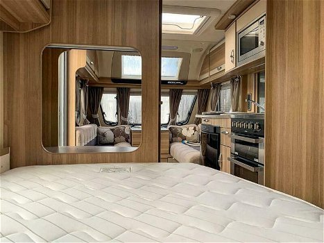 Sterling Eccles Ruby SE - Luxurious 4 Berth Caravan - 7