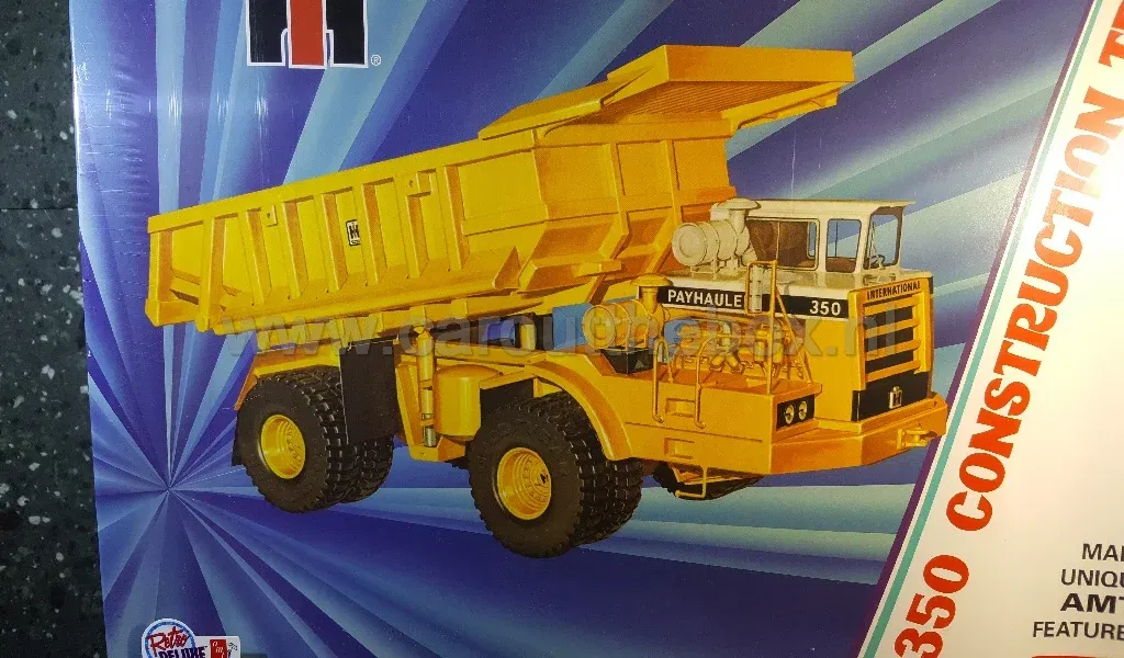 International Payhauler 350 1:25 AMT - nr. 1