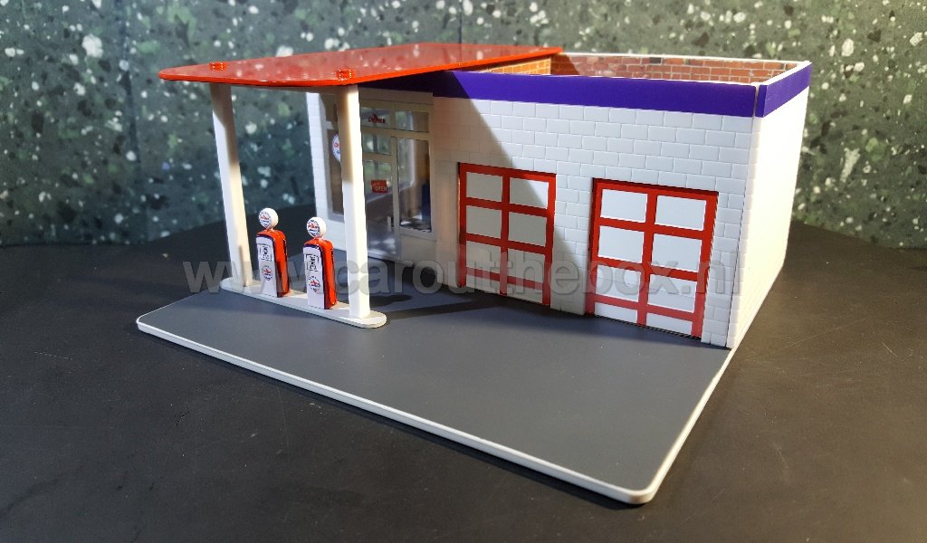 CHEVRON gas station 1:64 Greenlight - Afbeelding 2
