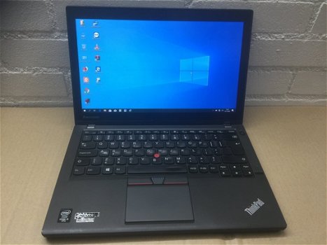 Lenovo thinkpad X250 i5-5300u 8GB 128SSD W10Pro Touchscreen - 0