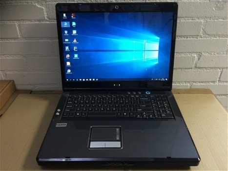 Clevo D900F i7-940 6Gb 120SSD 2x500HDD Nvidia GTX280 W10Pro - 0