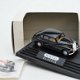 1:87 Wiking Mercedes Benz 300 Hotel Petersberg met chauffeur - 1 - Thumbnail