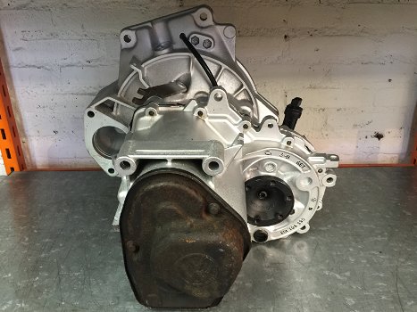 Versnellingsbak Volkswagen Polo 1.7 Diesel - 1