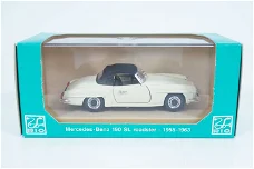1:43 Rio R7 Mercedes 190 SL Roadster softtop 1955 - 1963 wit