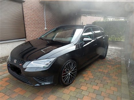 Seat Leon Cupra 290 pk slechts 25500 km - 0